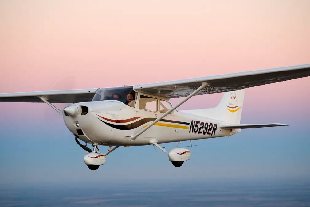 Cessna 172M on ramp